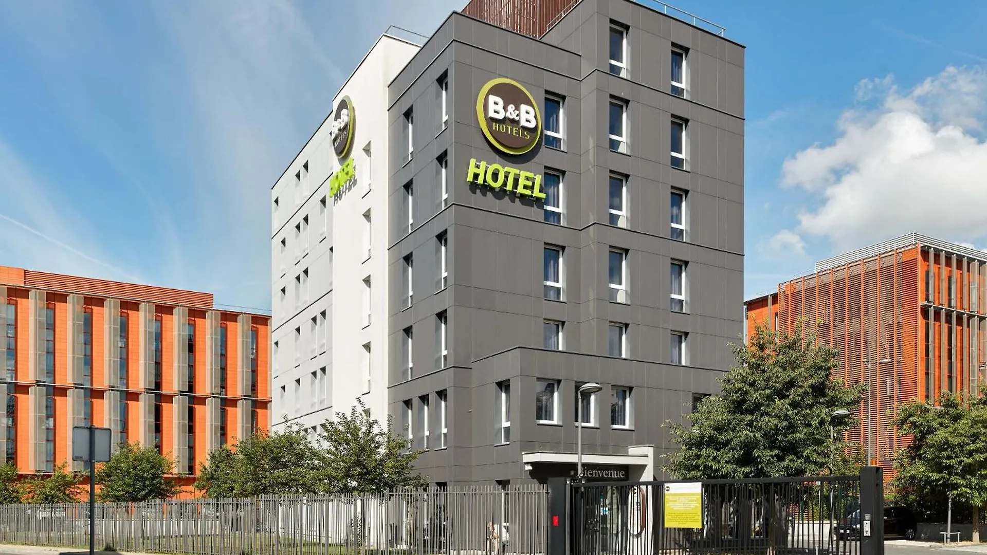 **  B&B HOTEL Orly Chevilly Marché International France