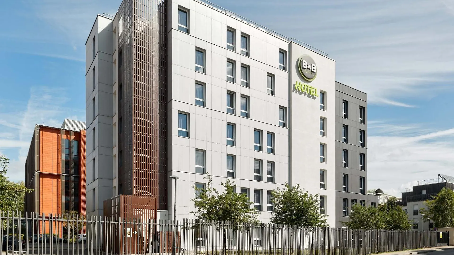 B&B HOTEL Orly Chevilly Marché International