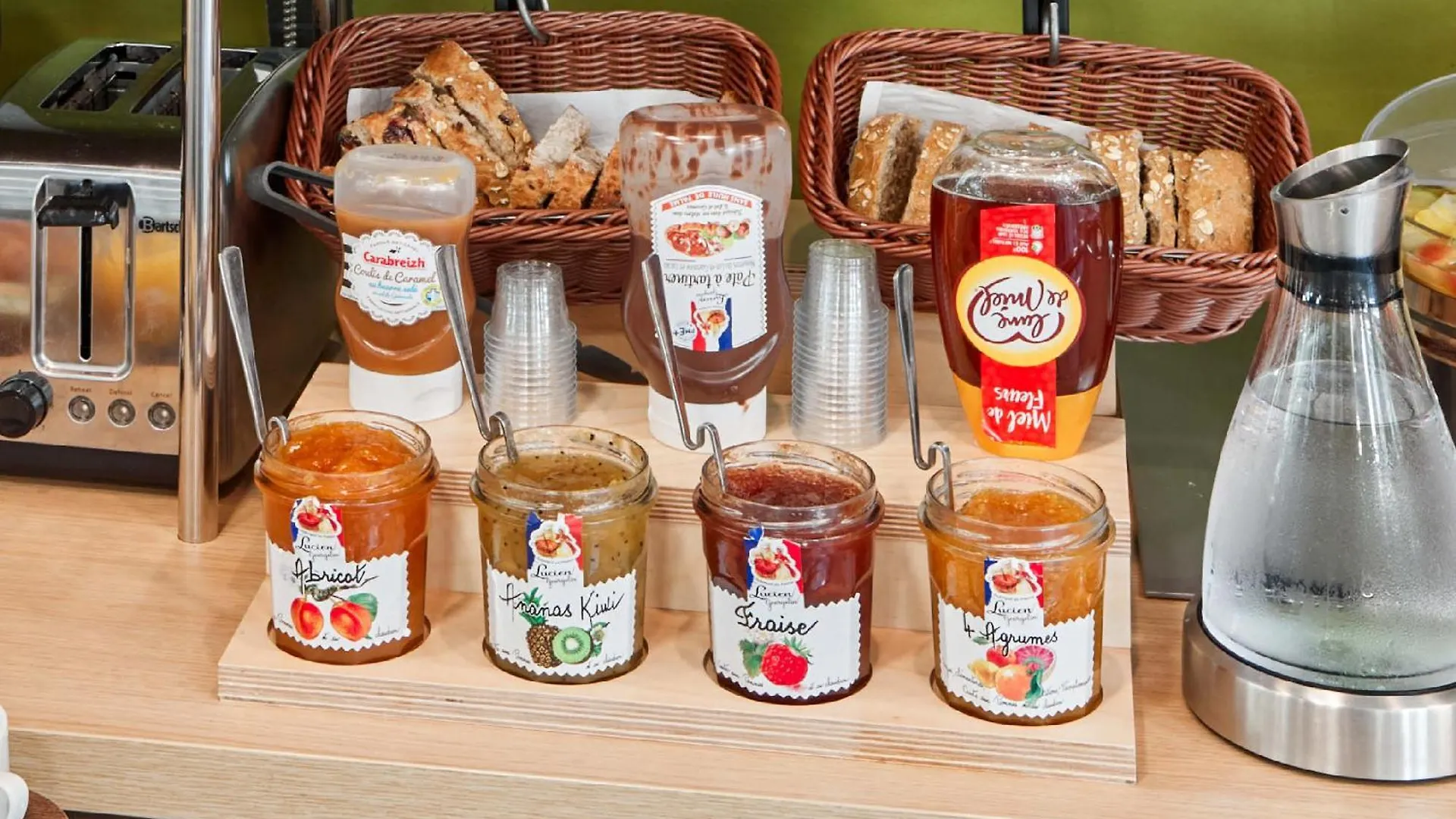 B&B HOTEL Orly Chevilly Marché International
