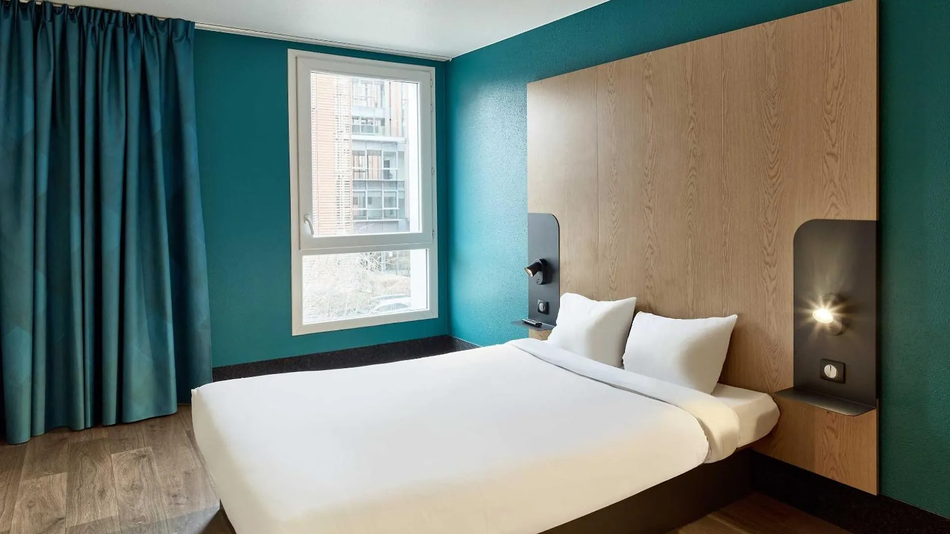 B&B HOTEL Orly Chevilly Marché International  Chevilly-Larue