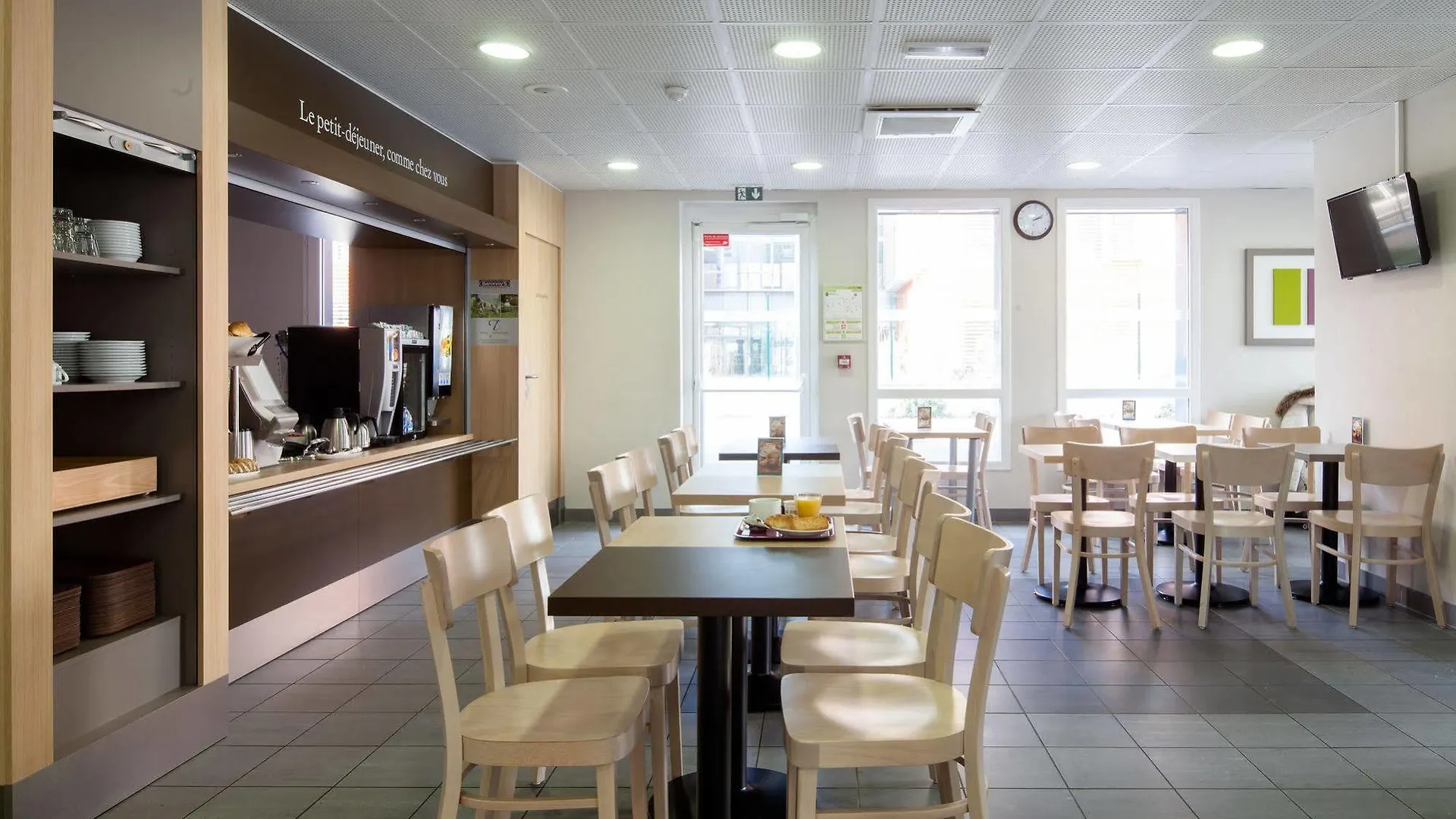 B&B HOTEL Orly Chevilly Marché International Chevilly-Larue